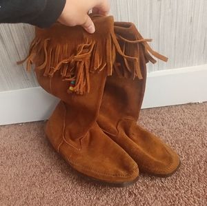 Minnetonka leather boots women's 7